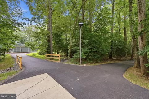 Exterior - 11533 Pine Cone Ct, Reston, VA 20191 photo 5 of 9