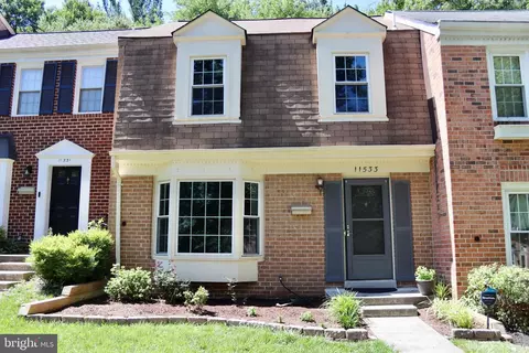 11533 Pine Cone Ct, Reston, VA 20191