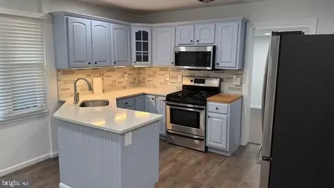 Kitchen - 5313 Nutting Dr, Springfield, VA 22151 photo 1 of 1