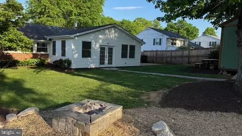 Exterior - 5313 Nutting Dr, Springfield, VA 22151 photo 3 of 3