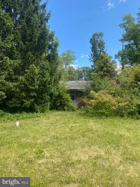 5509 Clifton Rd, Clifton, VA 20124