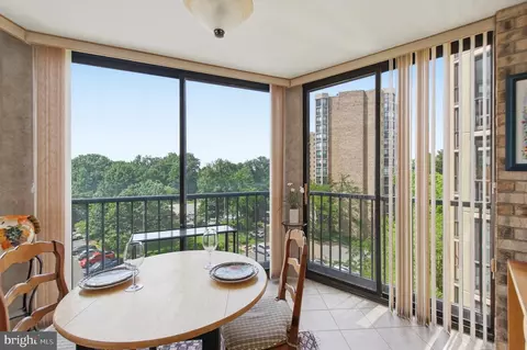 5902 Mount Eagle Dr #703, Alexandria, VA 22303