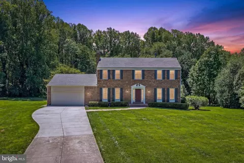 10505 Clipper Dr, Fairfax Station, VA 22039