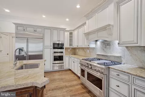 Kitchen - 7112 Georgetown Pike, Mclean, VA 22101 photo 3 of 3