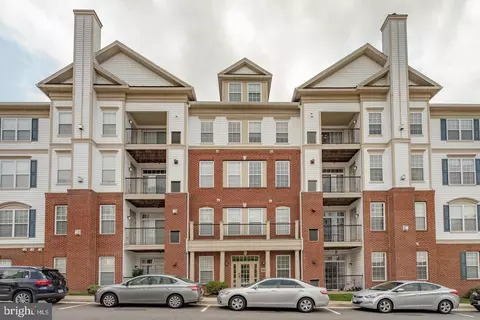11575 Cavalier Landing Ct #301, Fairfax, VA 22030