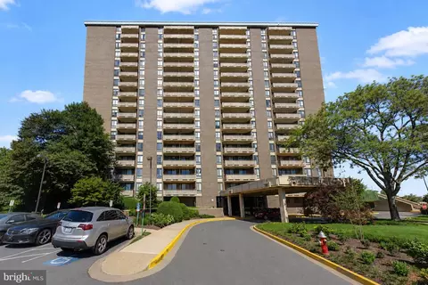 1800 Old Meadow Rd #920, Mclean, VA 22102