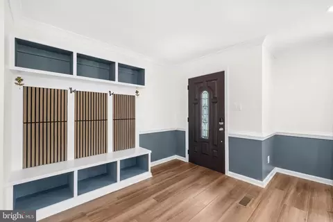 Entry Way - 7402 Dunston St, Springfield, VA 22151 photo 1 of 6