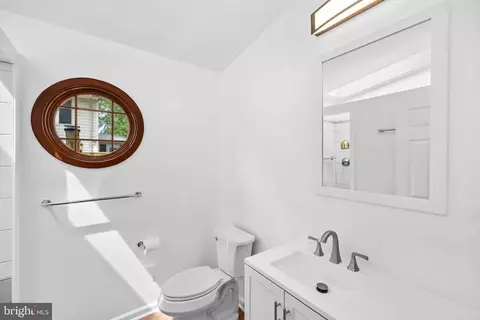 Bath - 7402 Dunston St, Springfield, VA 22151 photo 1 of 5