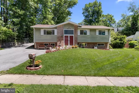 Exterior - 8304 Harland Dr, Springfield, VA 22152 photo 2 of 6