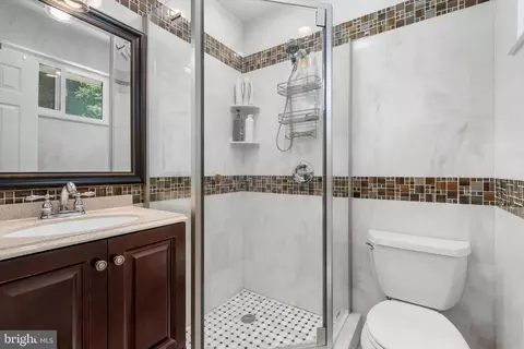 Bath - 8304 Harland Dr, Springfield, VA 22152 photo 1 of 3