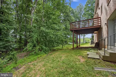 Exterior - 7619 Huntmaster Ln, Mclean, VA 22102 photo 3 of 3