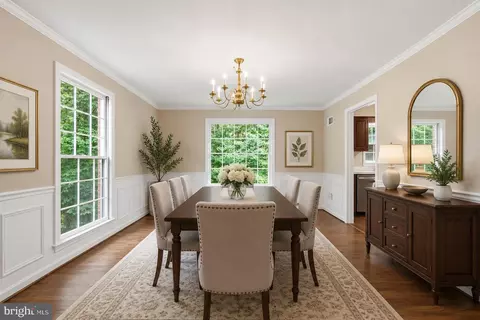 Dining - 7619 Huntmaster Ln, Mclean, VA 22102 photo 2 of 2