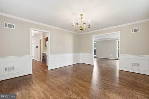 Other - 7619 Huntmaster Ln, Mclean, VA 22102 photo 2 of 9
