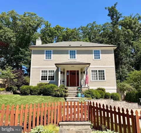 6456 Maplewood Dr, Falls Church, VA 22041