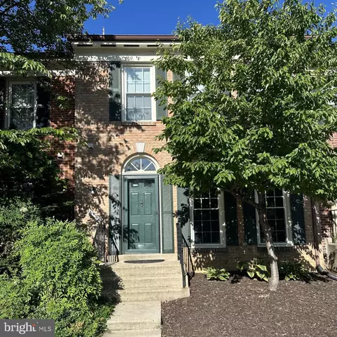 6152 Wellington Commons Dr, Alexandria, VA 22310