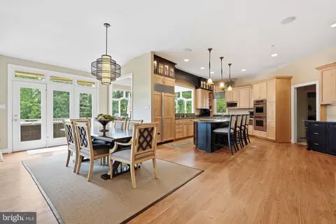 Dining - 7818 Crownhurst Ct, Mclean, VA 22102 photo 1 of 3