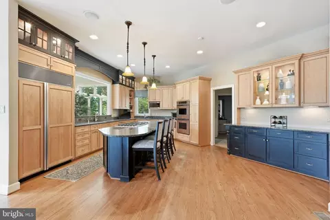 Kitchen - 7818 Crownhurst Ct, Mclean, VA 22102 photo 1 of 3