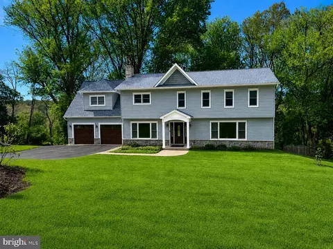 10315 Mountington Ct, Vienna, VA 22182