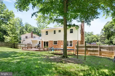 Exterior - 9100 Donna Dean Dr, Springfield, VA 22153 photo 17 of 31
