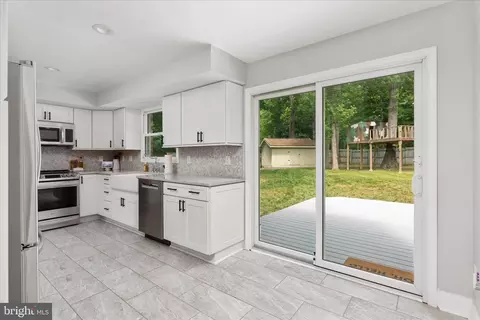 Kitchen - 9100 Donna Dean Dr, Springfield, VA 22153 photo 1 of 4