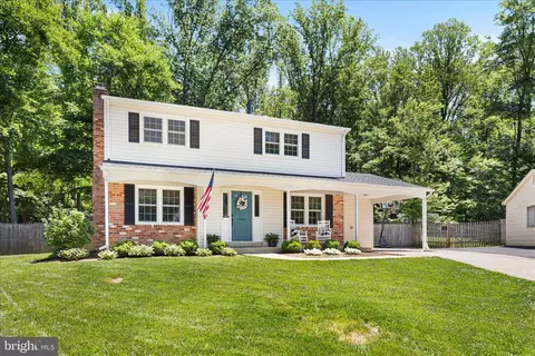 Exterior - 9100 Donna Dean Dr, Springfield, VA 22153 photo 9 of 31