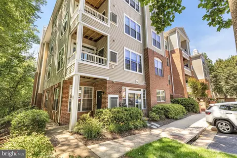 4210 C Mozart Brigade Ln #4210-C, Fairfax, VA 22033