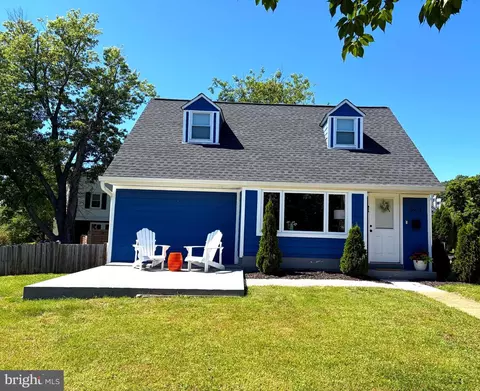 6924 Duke Dr, Alexandria, VA 22307