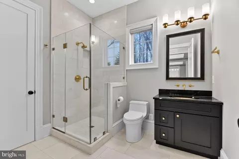 Bath - 7002 River Oaks Dr, Mclean, VA 22101 photo 1 of 9
