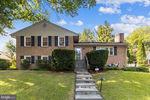 Exterior - 6163 Kellogg Dr, Mclean, VA 22101 photo 11 of 13