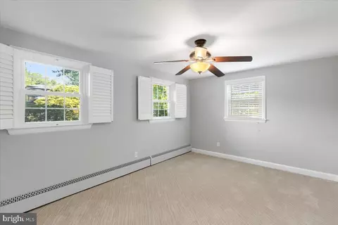 Bedroom - 6163 Kellogg Dr, Mclean, VA 22101 photo 8 of 8