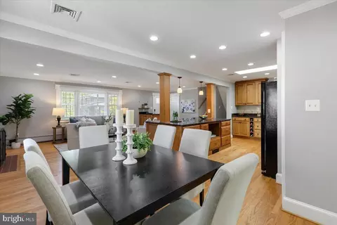 Dining - 6163 Kellogg Dr, Mclean, VA 22101 photo 2 of 3
