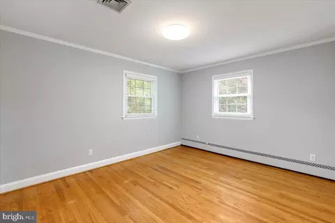 Bedroom - 6163 Kellogg Dr, Mclean, VA 22101 photo 3 of 8
