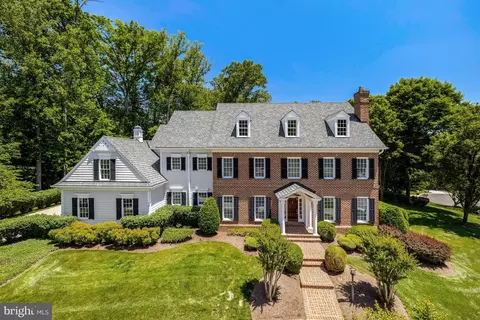 7808 Grovemont Dr, Mclean, VA 22102