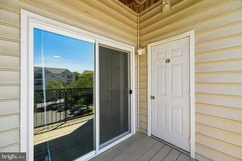 Exterior - 1591 Spring Gate Dr #3311, Mclean, VA 22102 photo 1 of 6