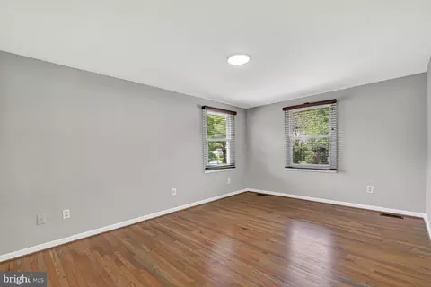 Other - 9501 Ironmaster Dr, Burke, VA 22015 photo 5 of 9