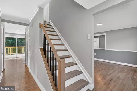 Entry Way - 9501 Ironmaster Dr, Burke, VA 22015 photo 1 of 2