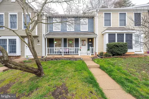 1579 Poplar Grove Dr, Reston, VA 20194
