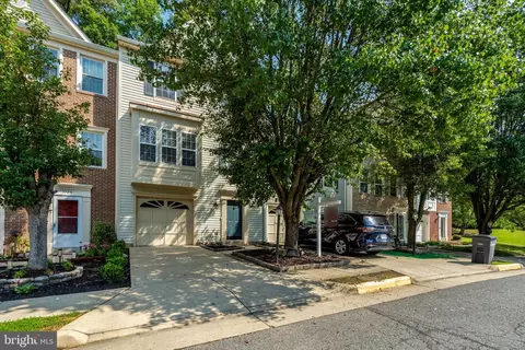 7706 Shadowcreek Ter, Springfield, VA 22153