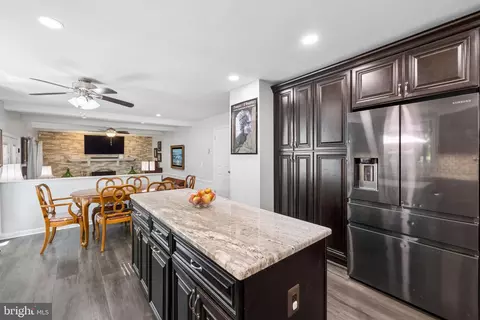 7702 Hilltopper Ct, Springfield, VA 22153 photo 9