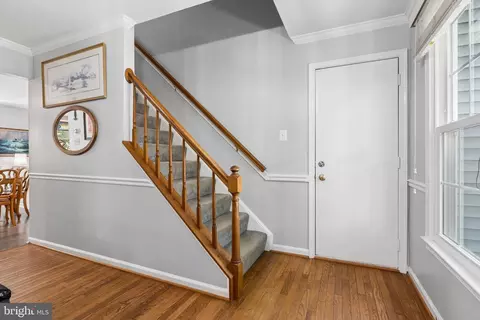 7702 Hilltopper Ct, Springfield, VA 22153 photo 4
