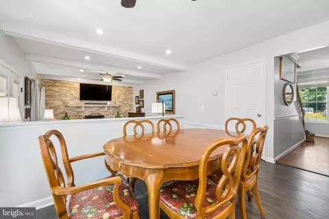 7702 Hilltopper Ct, Springfield, VA 22153 photo 13