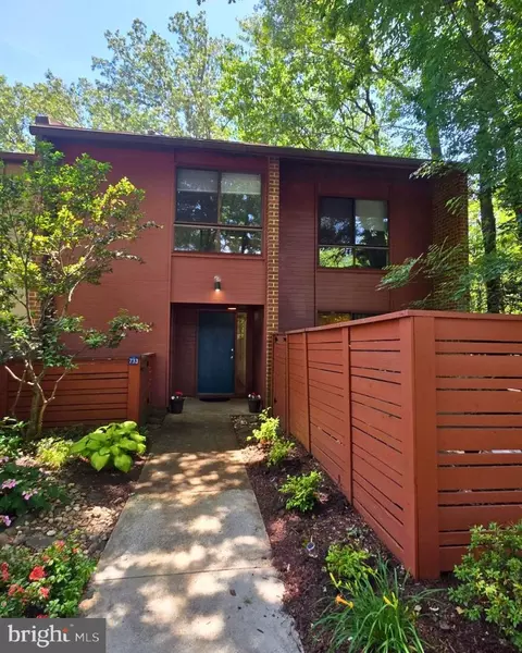 11733 Indian Ridge Rd, Reston, VA 20191