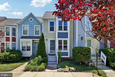 5921 Sir Cambridge Way, Alexandria, VA 22315