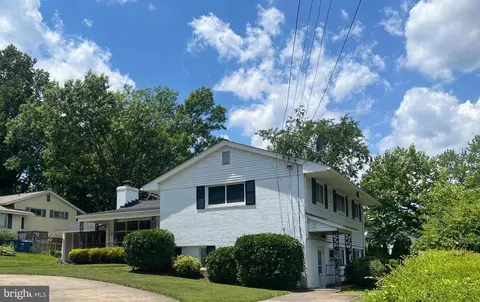 4802 Ravensworth Rd, Annandale, VA 22003