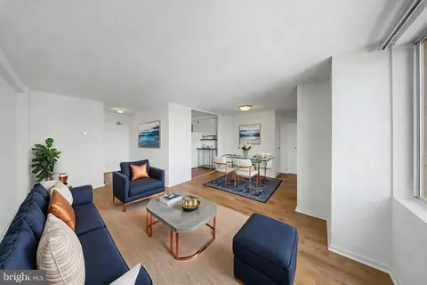 6631 Wakefield Dr #520, Alexandria, VA 22307