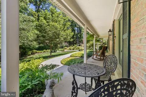 Exterior - 12007 Turf Ln, Reston, VA 20191 photo 4 of 12