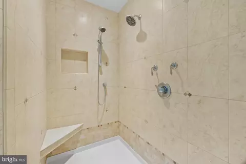 Bath - 12007 Turf Ln, Reston, VA 20191 photo 6 of 7