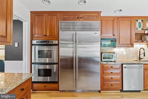 Kitchen - 12007 Turf Ln, Reston, VA 20191 photo 3 of 7