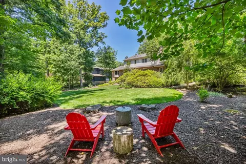 Exterior - 12007 Turf Ln, Reston, VA 20191 photo 10 of 12