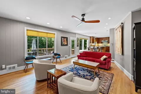 Living - 12007 Turf Ln, Reston, VA 20191 photo 2 of 2